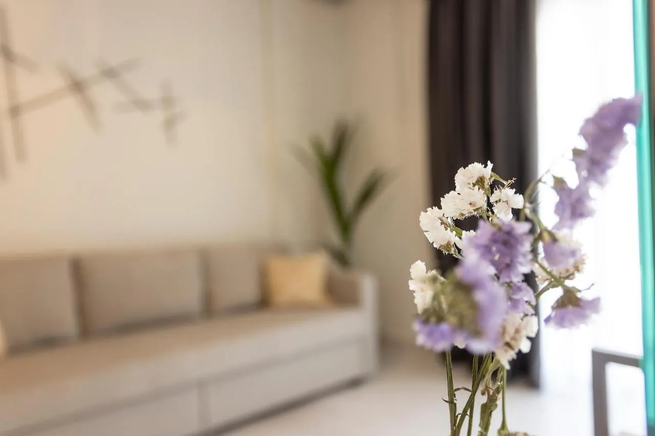 Noemie Premium Holiday Apartments Pefkochori Guest house